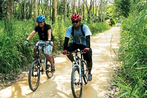 Thailand boat and bike adventure